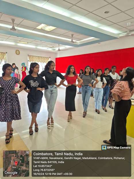 Empowering Future Fashion Designers: Insights from AJK College's Modeling Workshop3